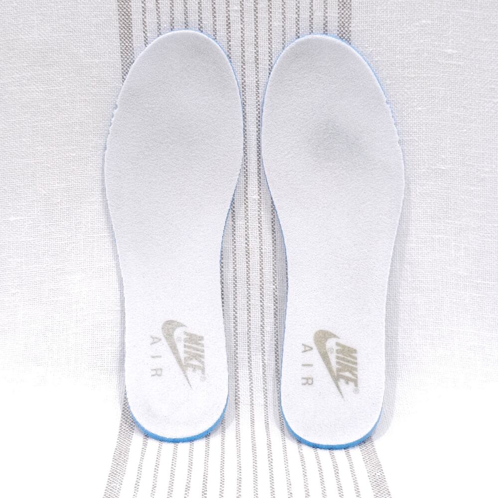 Nike White Athletic Running Shoes - Picture 3 of 13